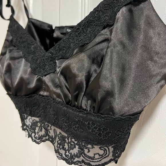 Forever21 Satin Bralette bra top Size Small - Picture 3 of 7